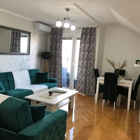 San Remo Apartment *